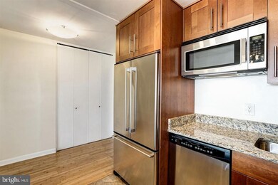 Riverside unit A615, Washington, DC 20024 - photo 2