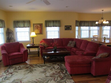 105 E Morning Glory Rd unit East Unit, Wildwood, NJ 08260 - photo 4