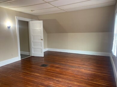 36 Berkeley St unit 36, Springfield, MA 01109 - photo 4