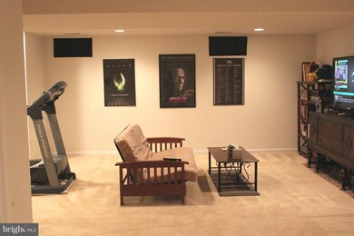 9581 Loma Dr, Bristow, VA 20136 - photo 7