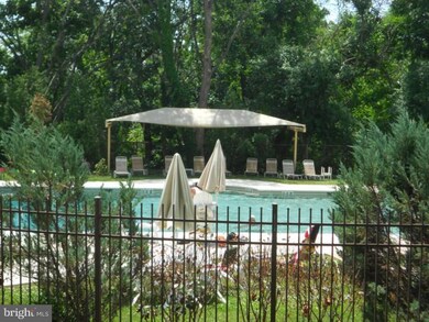 Radnor House unit 321, Bryn Mawr, PA 19010 - photo 6