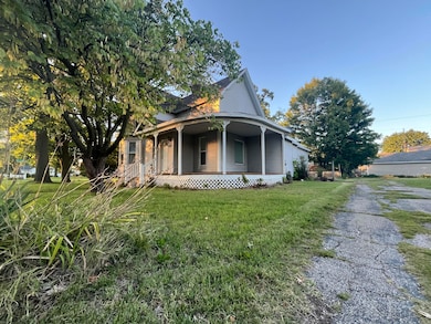 312 N Cass St, Berrien Springs, MI 49103 - photo 3