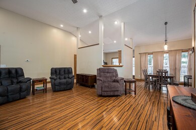 326 Chatham Rd, Circleville, OH 43113 - photo 5