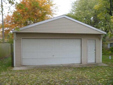 416 N 20th Ave, Beech Grove, IN 46107 - photo 3