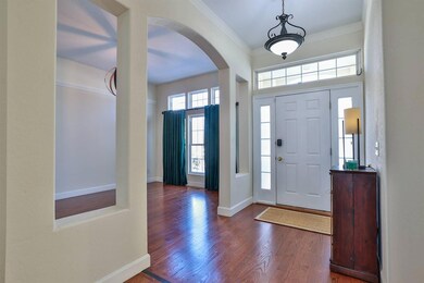 002-Foyer-image-2