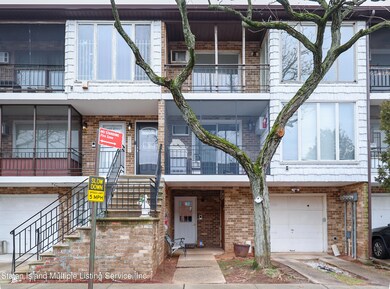 40 Racal Ct unit B3, Staten Island, NY 10314 - photo 2