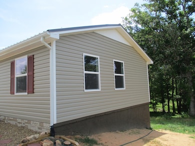 649 Wyatt Farm Rd, Callands, VA 24530 - photo 3