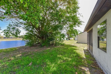 2210 SE Brekenridge Cir, Port Saint Lucie, FL 34952 - photo 6