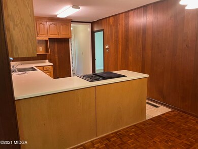 921 Newport Rd, Macon, GA 31210 - photo 7