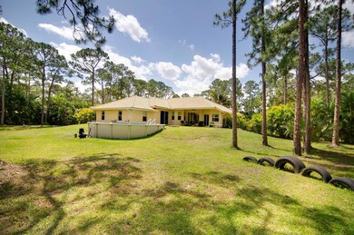 17891 66th Ct N-large-005-27-Yard-1500x9