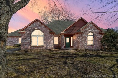 12921 S 129th East Ave, Broken Arrow, OK 74011 - photo 2