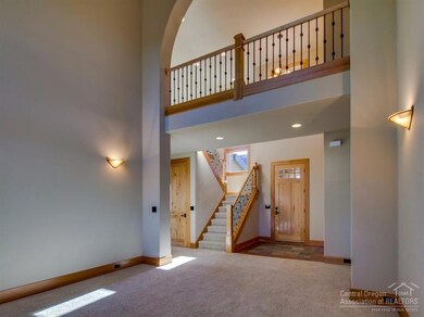 19692 Hollygrape St, Bend, OR 97702 - photo 4