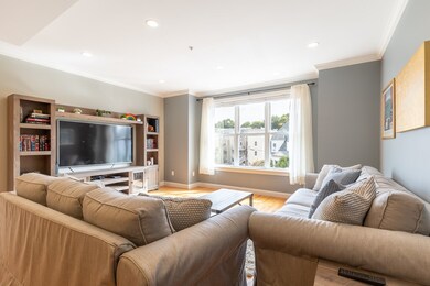 345 Belgrade Ave unit 6, Roslindale, MA 02131 - photo 2