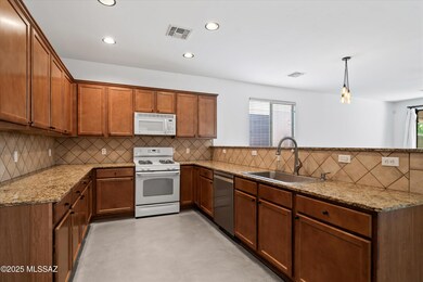 2256 E Stone Stable Dr, Tucson, AZ 85737 - photo 5