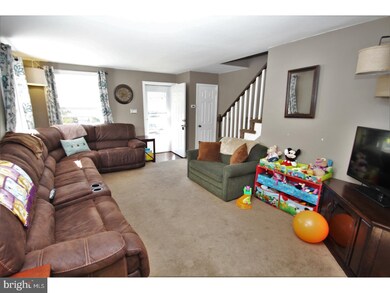 401 Terravilla Ln, Ridley Park, PA 19078 - photo 2
