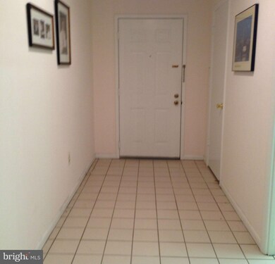 3041 Fallstaff Rd unit 402D, Baltimore, MD 21209 - photo 2