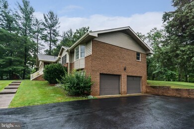 20540 Gleedsville Rd, Leesburg, VA 20175 - photo 4