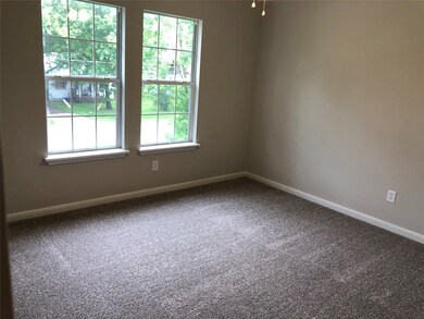 1111 Summit Dr, Tomball, TX 77375 - photo 4