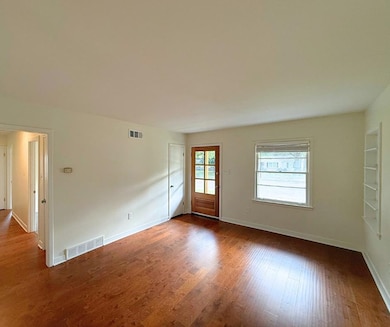 1340 S White Station Rd, Memphis, TN 38117 - photo 5