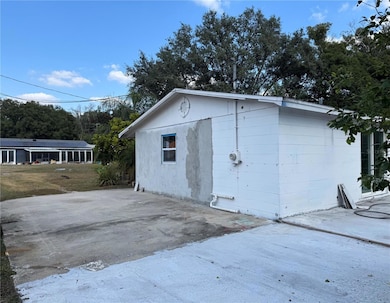 6427 A L Campbell Ln, Seffner, FL 33584 - photo 5