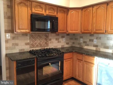 19175 Shadow Springs Ct, Jeffersonton, VA 22724 - photo 7