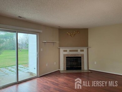 51 Colleen Ct unit 51, Kendall Park, NJ 08824 - photo 4