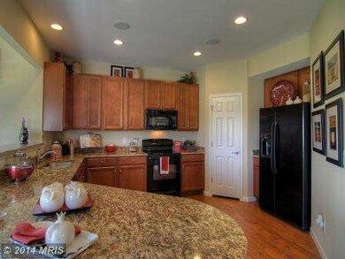 11888 Sidd Finch St, Waldorf, MD 20602 - photo 3