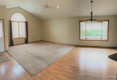 1106 13th Ave SW, Jamestown, ND 58401 - photo 3