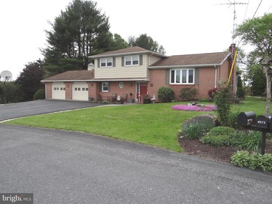 4552 Heckman Dr, Saint Thomas, PA 17252 - photo 2