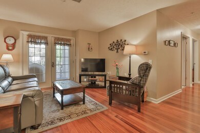 Hallway leads to 2 bedrooms