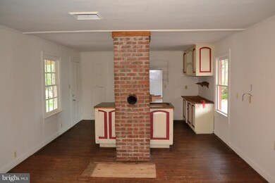 31 Main St, Sperryville, VA 22740 - photo 4