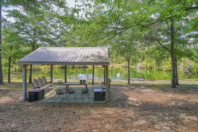 4. 175 W T Hulion Rd