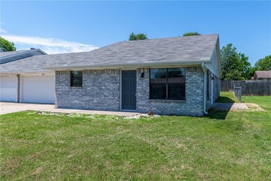 1820 S 14th St, Rogers, AR 72758 - photo 2