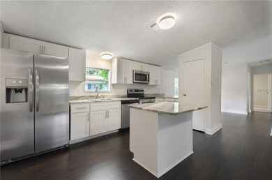 5324 Royal Oak Dr, Tampa, FL 33610 - photo 6