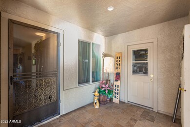 Easy Indoor / Outdoor Living