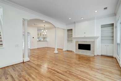 2407 Mcduffie St, Houston, TX 77019 - photo 5