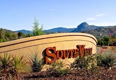 002_SouthView