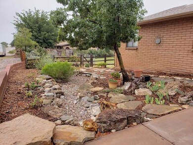 2611 Princeton Ave, Alamogordo, NM 88310 - photo 3