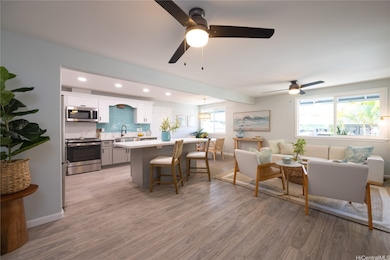 Newer flooring, Open Kitchen to the Living/Dinning