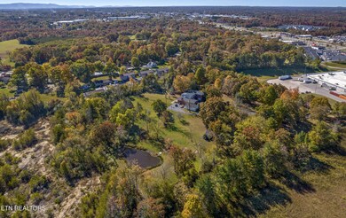 1490 Old Jamestown Hwy unit 1490, Crossville, TN 38555 - photo 3