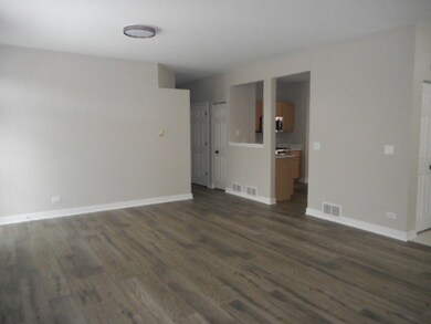 710 Timothy Ct unit 221, East Dundee, IL 60118 - photo 7