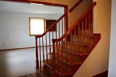 1843 W Case Rd, Columbus, OH 43235 - photo 2