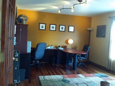 Studio/Study/Office