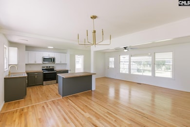 2012 Windsor Dr, Cayce, SC 29033 - photo 3