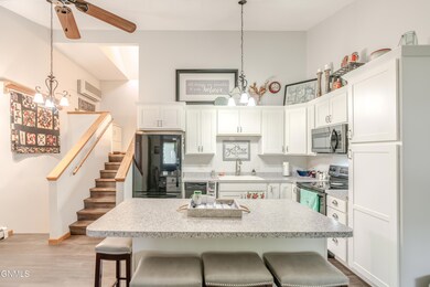 222 14th St NE unit 4, Mandan, ND 58554 - photo 4