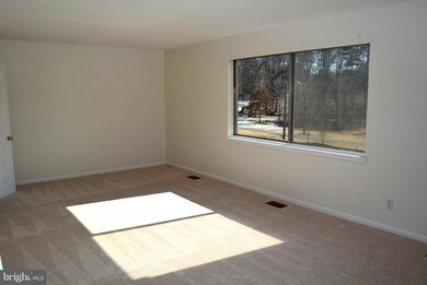 282 W Deer Park Rd, Gaithersburg, MD 20877 - photo 3