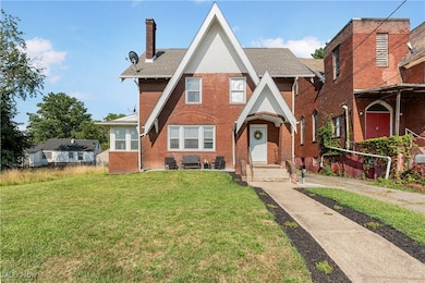 2409 Gilbert Ave NE, Canton, OH 44705 - photo 2