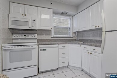 340 Livingston Ave, New Providence, NJ 07974 - photo 7