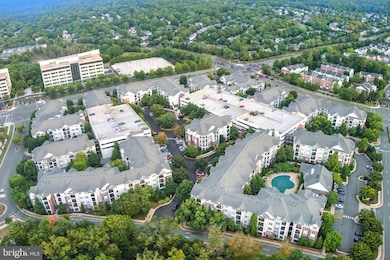 Bryson At Woodland Park unit 219, Herndon, VA 20171 - photo 4