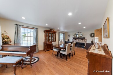 133 Cedarbrook Rd, Naperville, IL 60565 - photo 5